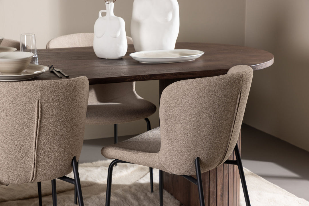 Venture Home Härön Dining Table with Modesto Dining Chair