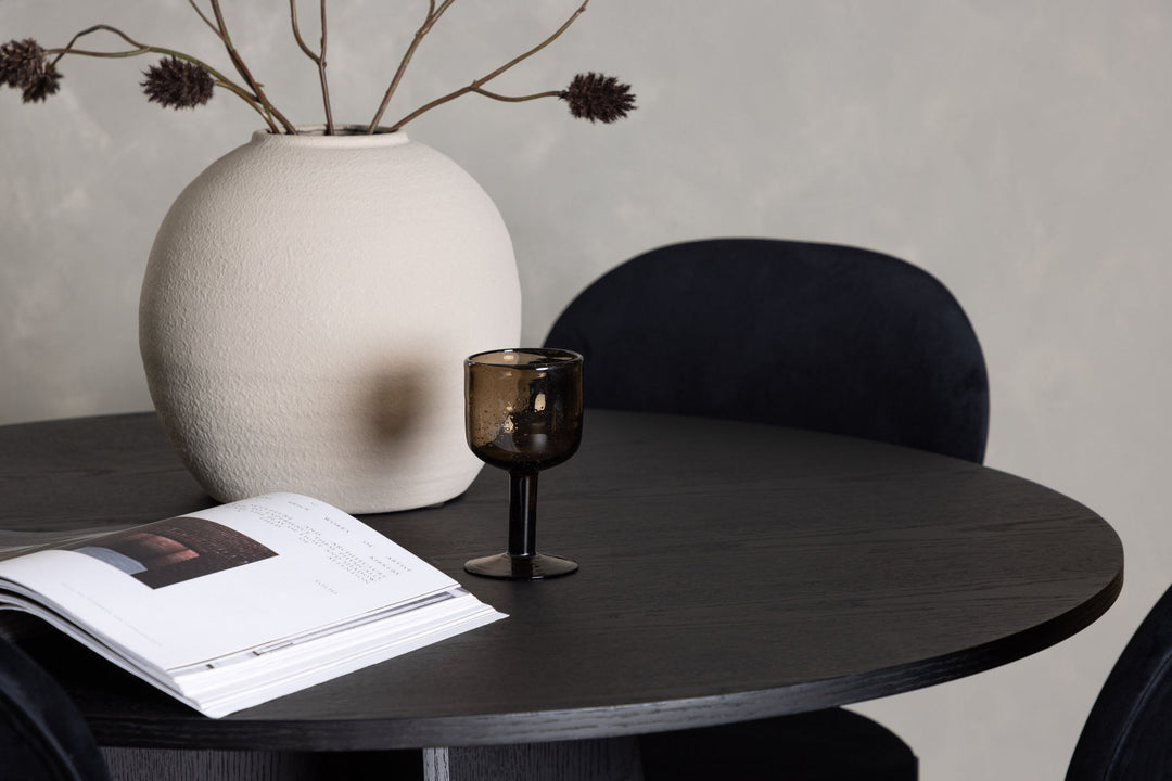 Venture Home Bootcut Round Dining Table - Black / Black Fanéer +Stella Dining Chair - Black / Black Velvet _4