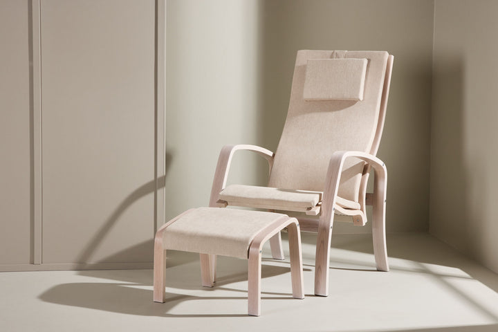 Venture Home Grötö Lounge Chair - Oak Veneer / Beige