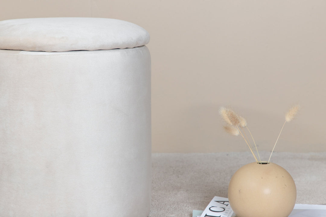 Venture Home Limpen Pouf - / Beige Velvet