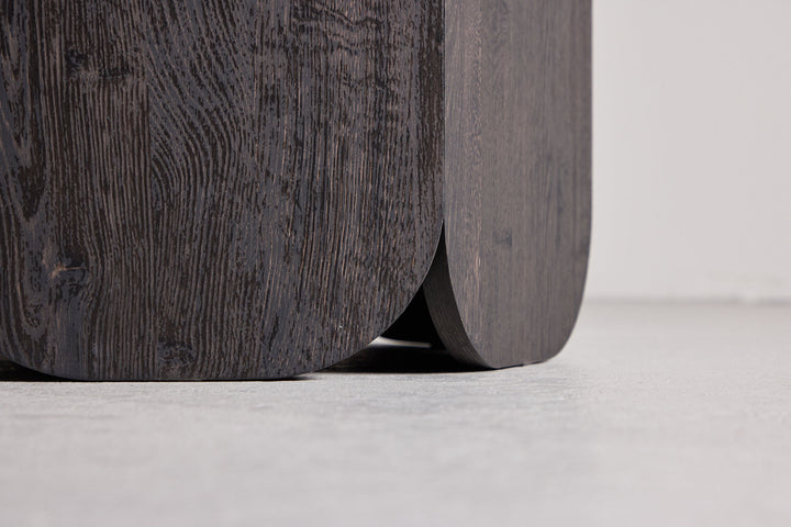 Venture Home Tekla Round Dining Table ø120x75 cm - MDF with Black 3D Paper