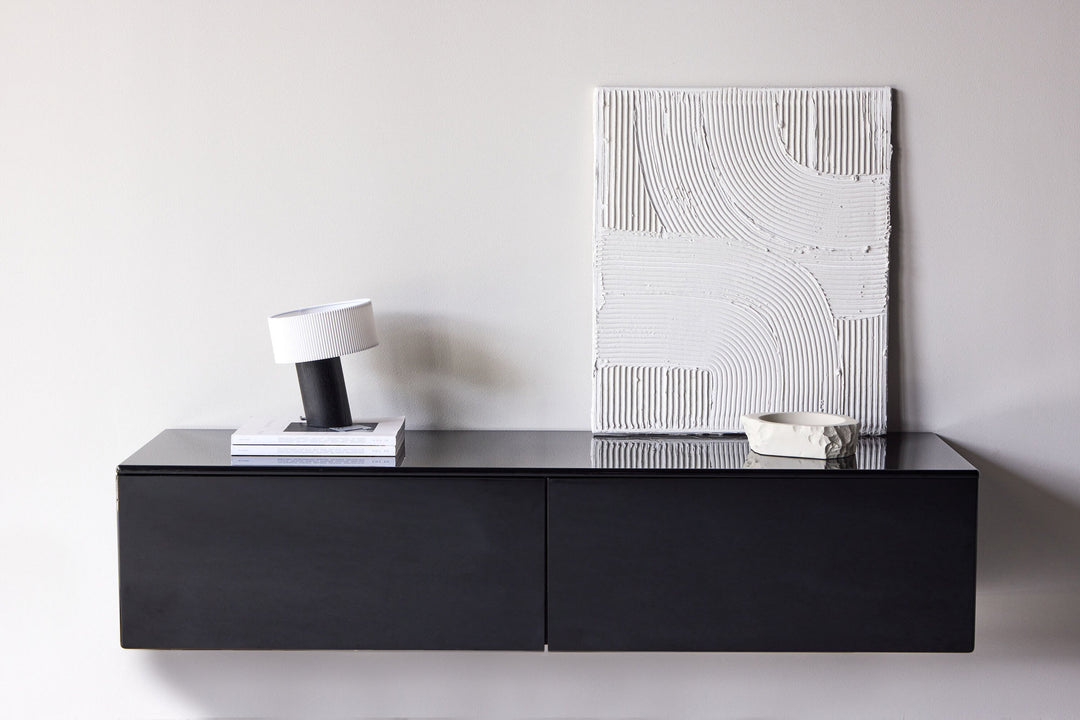 Venture Home Fristad TV Stand 160x45x35 cm - MDF with Black Glossy PU Lacquer Painting