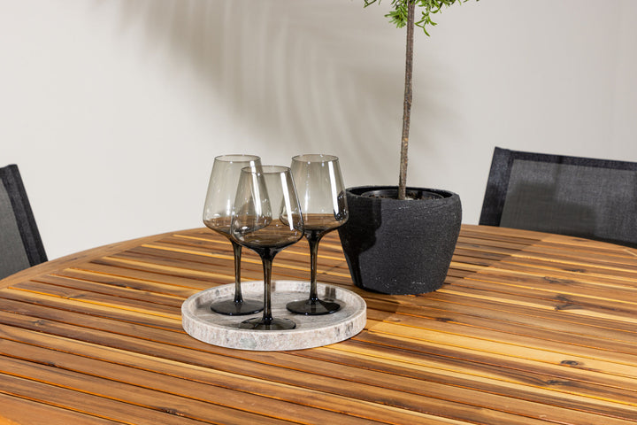 Venture Home Lumpur Diningtable Acacia - Teaklook / Round ø110**75 +Alina Dining Chair - Black Alu / Black Textilene _4
