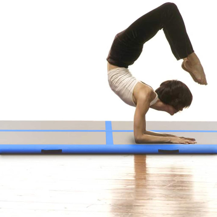 oppustelig gymnastikmåtte med pumpe 500 x 100 x 10 cm PVC blå