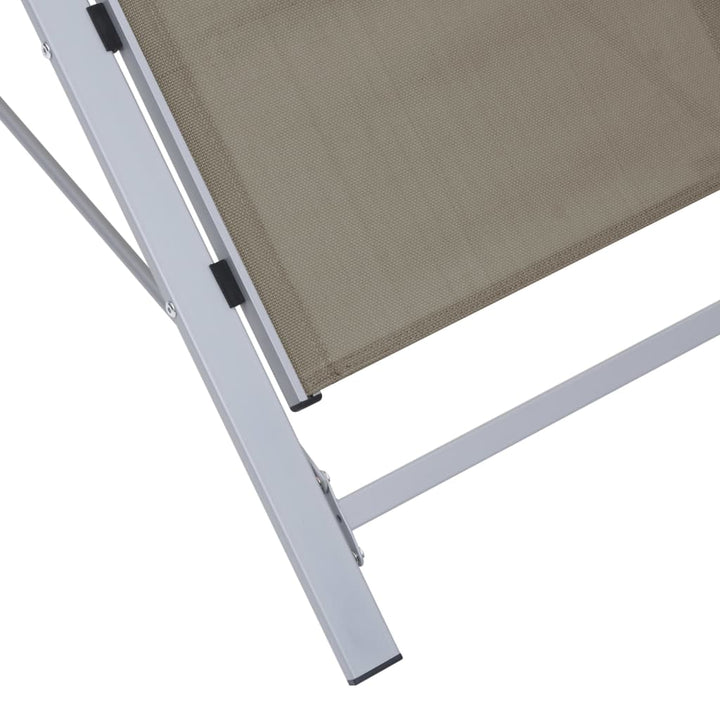 liggestole 2 stk. med bord aluminium gråbrun