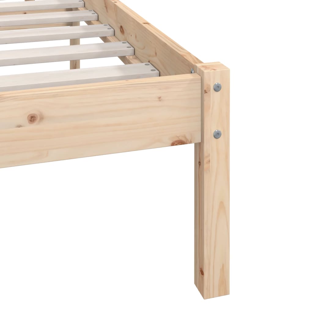 sengeramme 140x190 cm massivt fyrretræ