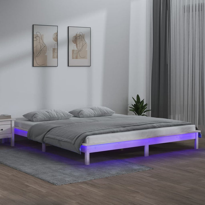 sengeramme med LED-lys 140x190 cm massivt træ hvid