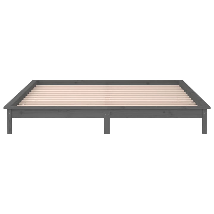 sengeramme med LED-lys 140x190 cm massivt træ grå