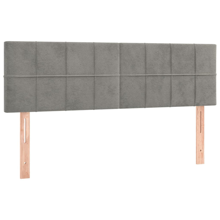 sengegavl med LED-lys 144x5x78/88 cm fløjl lysegrå