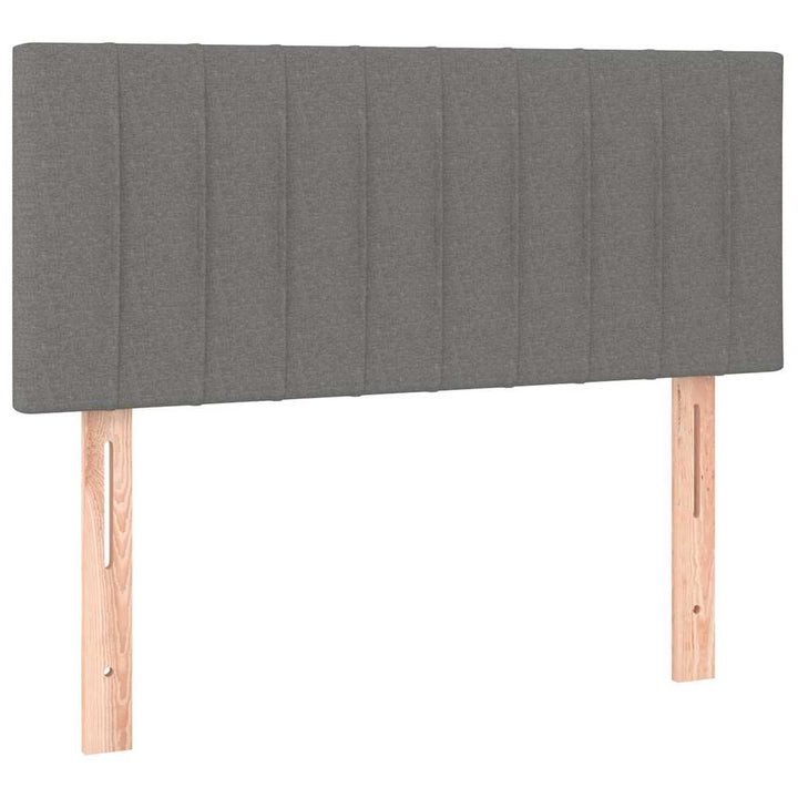 sengegavl med LED-lys 80x5x78/88 cm stof mørkegrå
