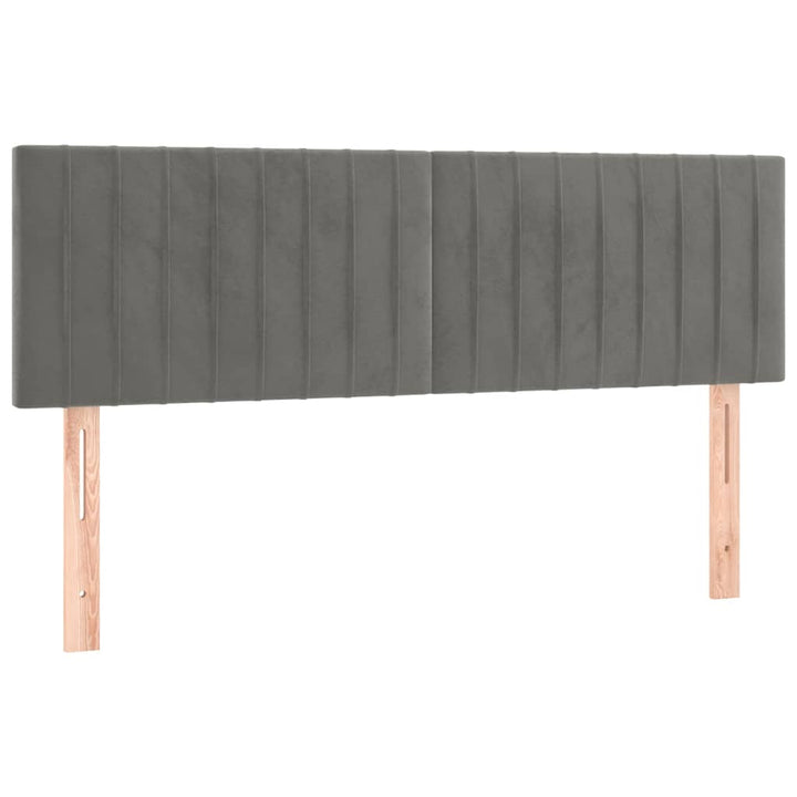 sengegavl med LED-lys 144x5x78/88 cm fløjl lysegrå