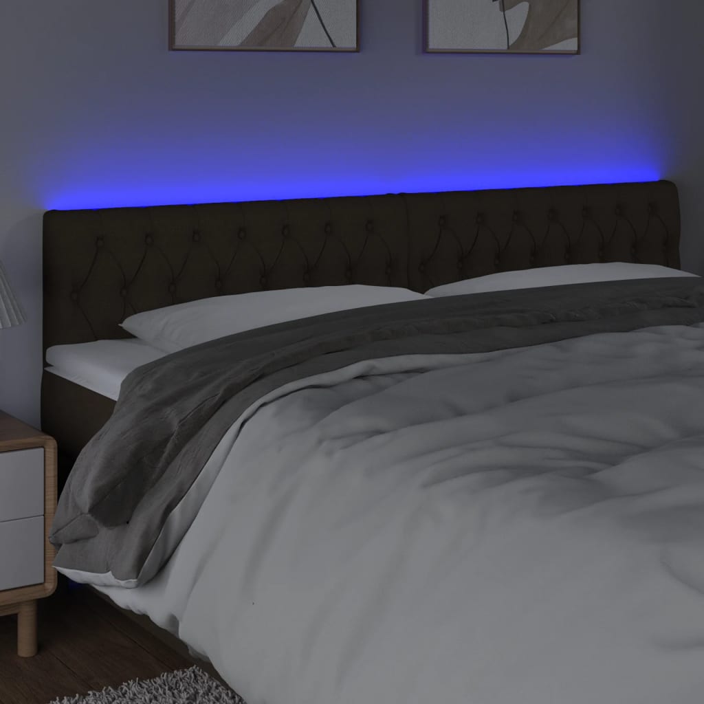 sengegavl med LED-lys 180x7x78/88 cm stof mørkebrun