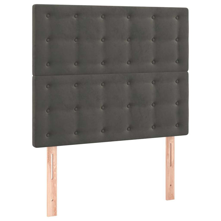 sengegavl med LED-lys 90x5x118/128 cm fløjl mørkegrå