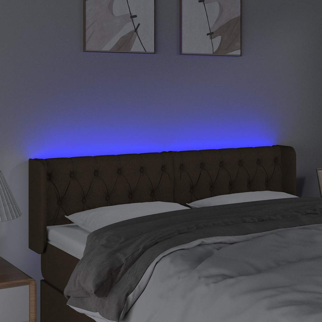 sengegavl med LED-lys 147x16x78/88 cm stof mørkebrun
