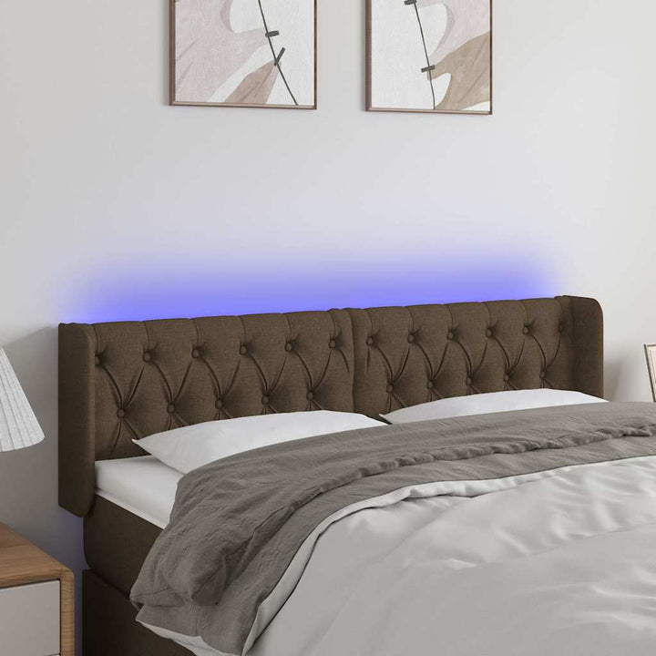 sengegavl med LED-lys 147x16x78/88 cm stof mørkebrun