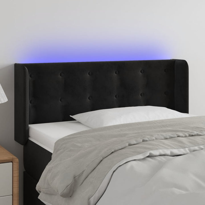 sengegavl med LED-lys 83x16x78/88 cm fløjl sort