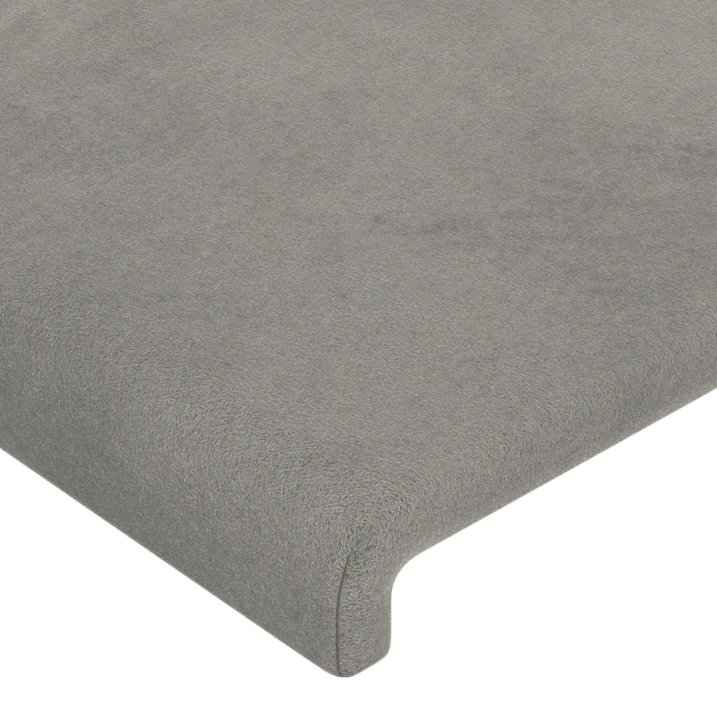 sengegavl med LED-lys 147x16x118/128 cm fløjl lysegrå