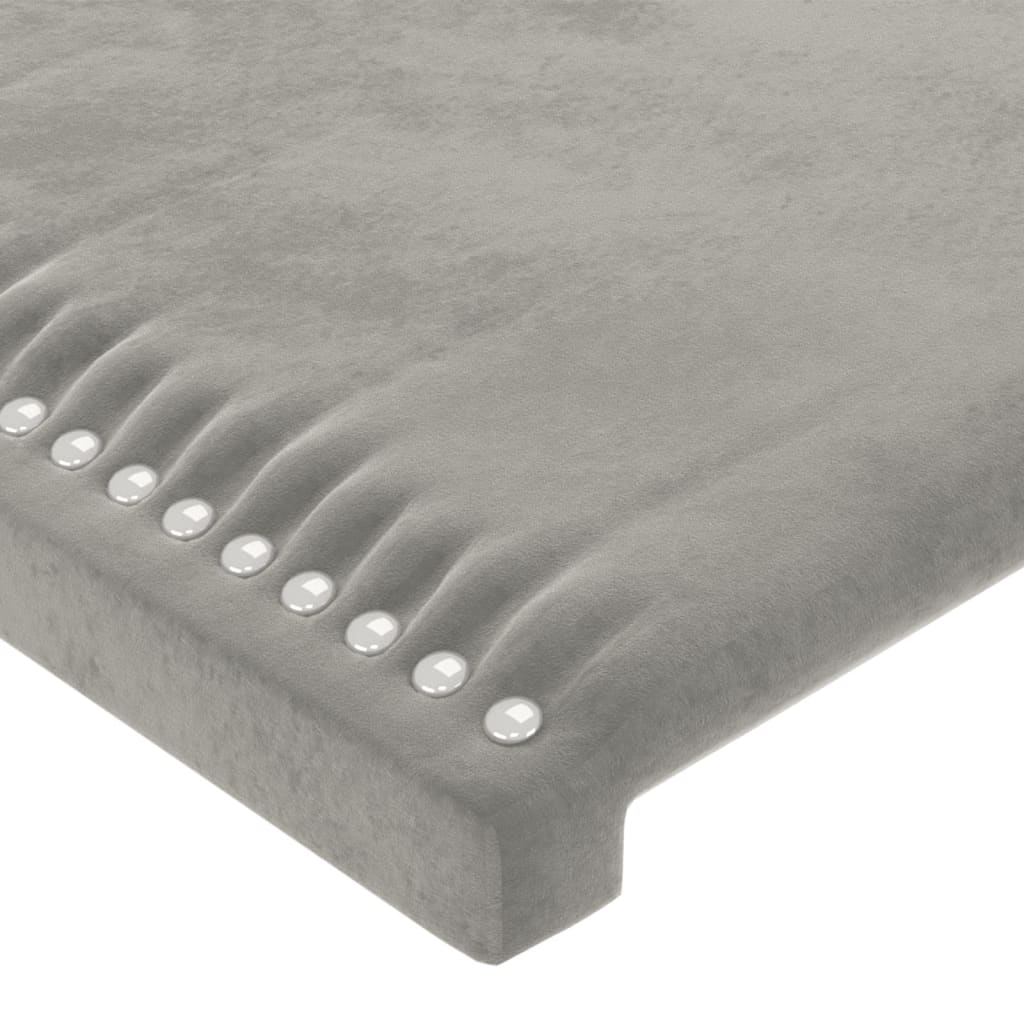sengegavl med LED-lys 147x16x118/128 cm fløjl lysegrå