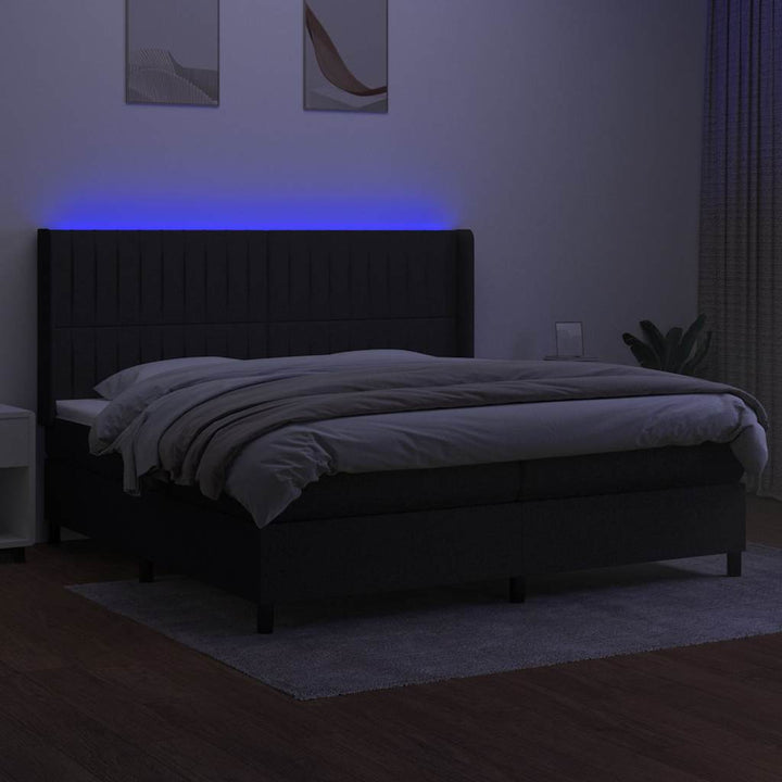 kontinentalseng med LED-lys 200x200 cm stof sort