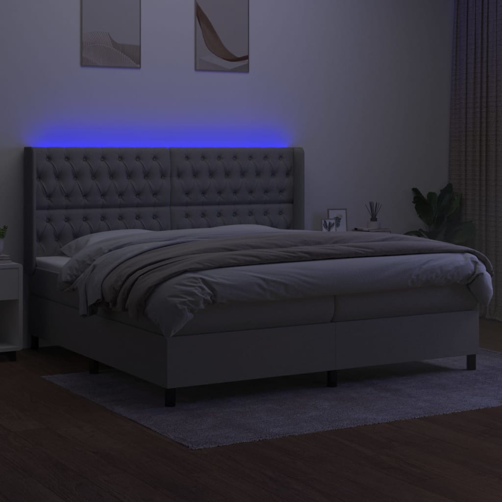 kontinentalseng med LED-lys 200x200 cm stof lysegrå