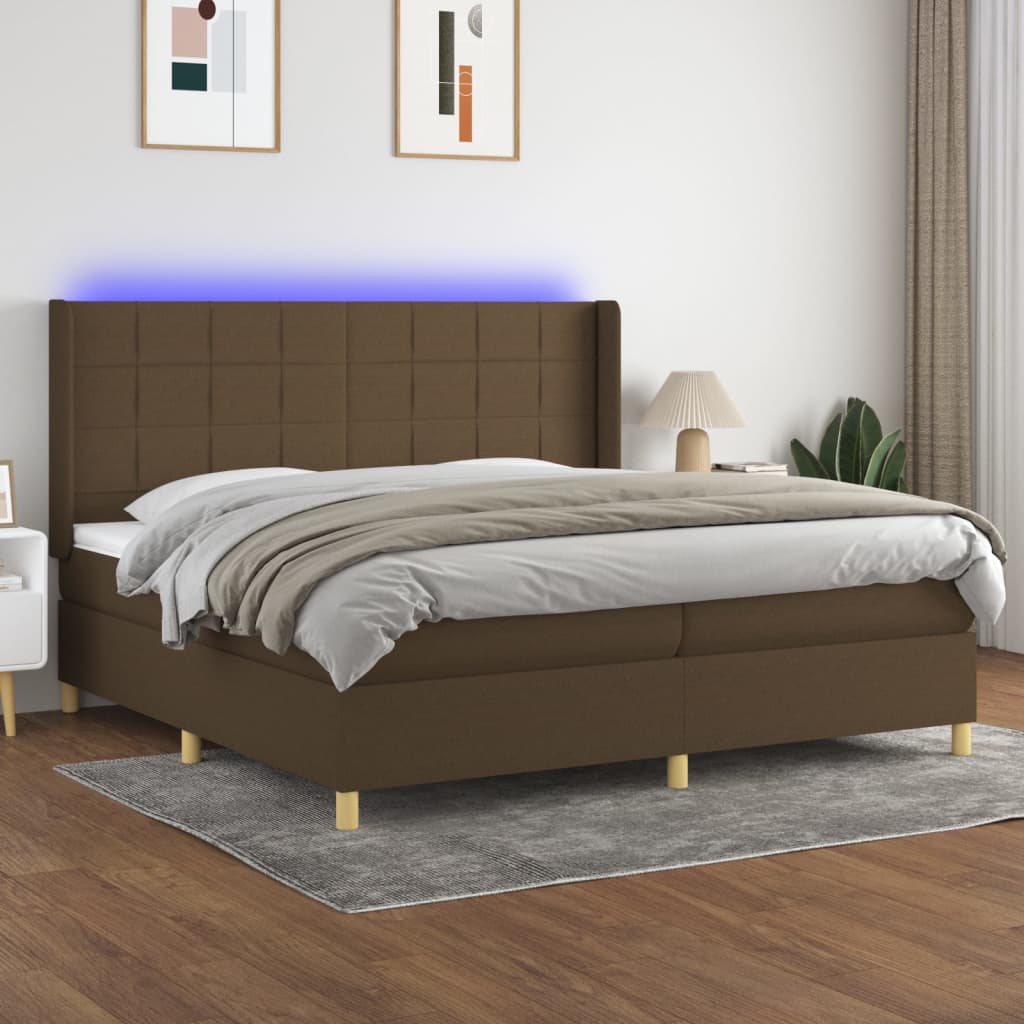 kontinentalseng med LED-lys 200x200 cm stof mørkebrun