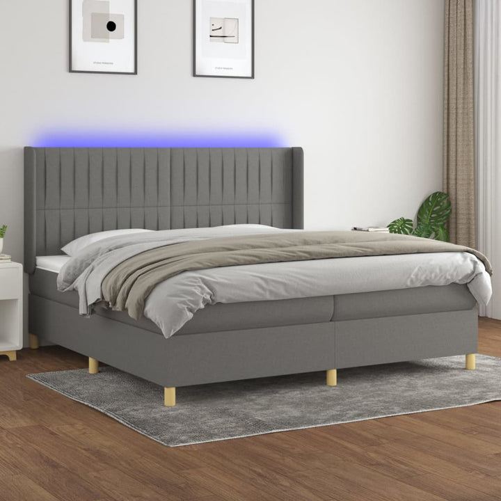 kontinentalseng med LED-lys 200x200 cm stof mørkegrå