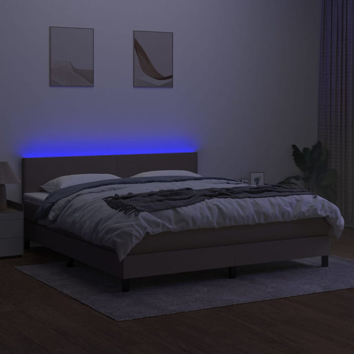 kontinentalseng med LED-lys 180x200 cm stof gråbrun