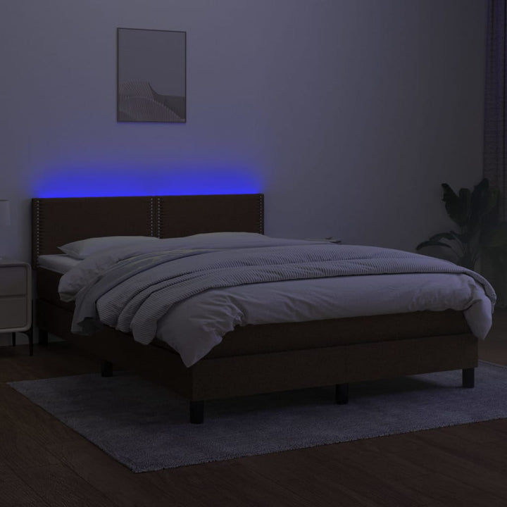 kontinentalseng med LED-lys 140x190 cm stof mørkebrun