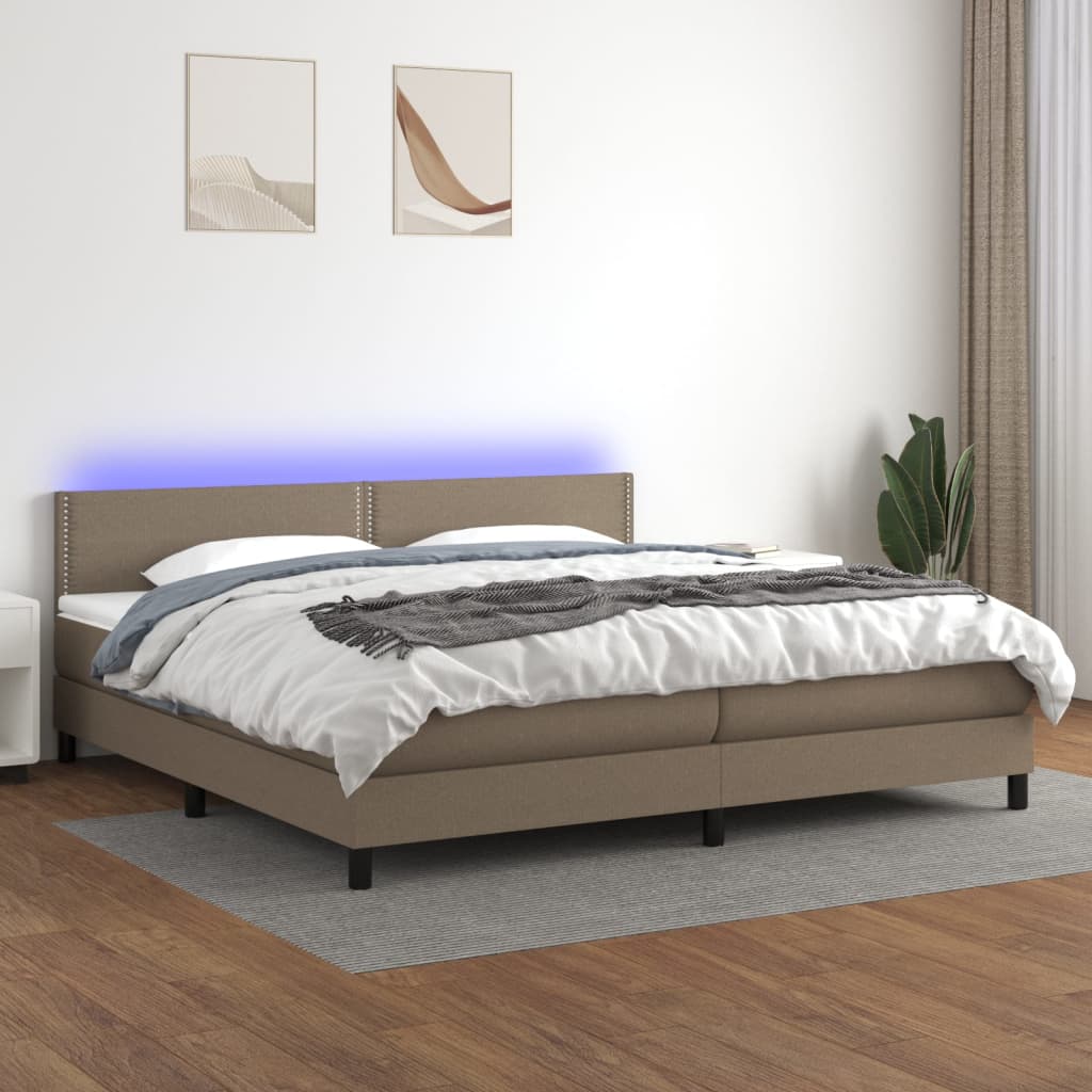 kontinentalseng med LED-lys 200x200 cm stof gråbrun