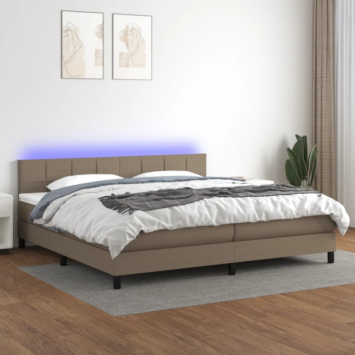 kontinentalseng med LED-lys 200x200 cm stof gråbrun