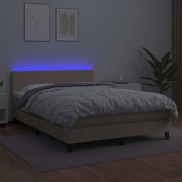 kontinentalseng LED-lys 140x200 cm kunstlæder cappuccinofarvet
