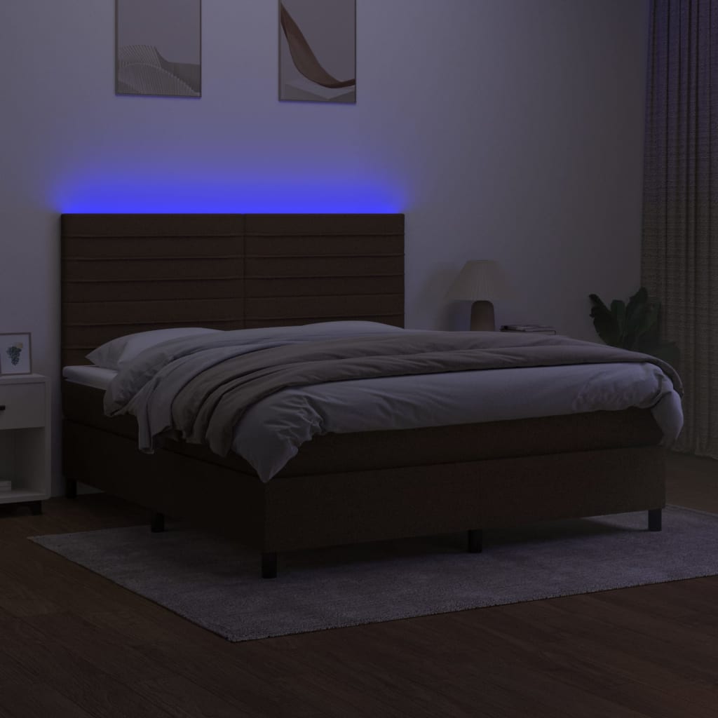 kontinentalseng med LED-lys 160x200 cm stof mørkebrun