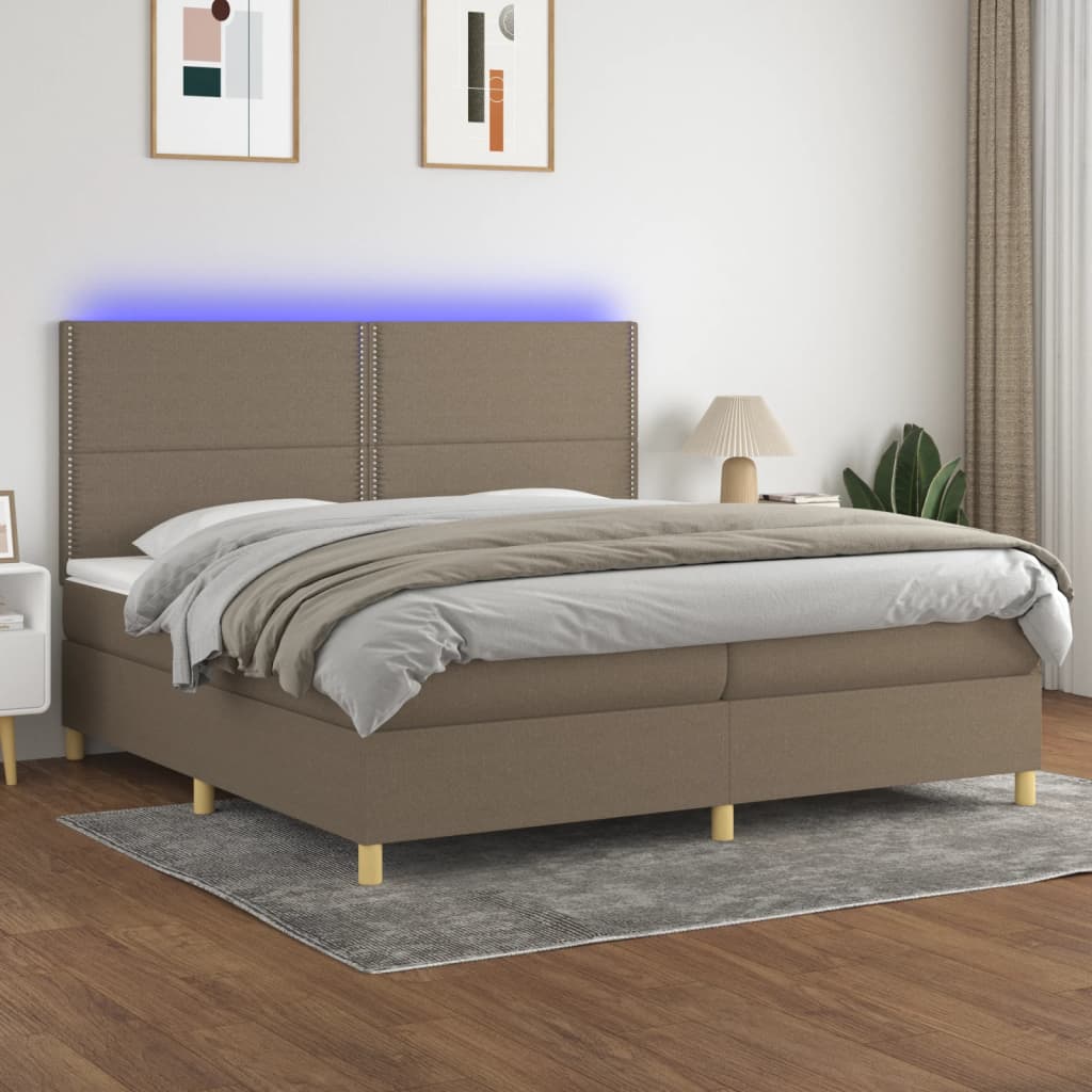 kontinentalseng med LED-lys 200x200 cm stof gråbrun