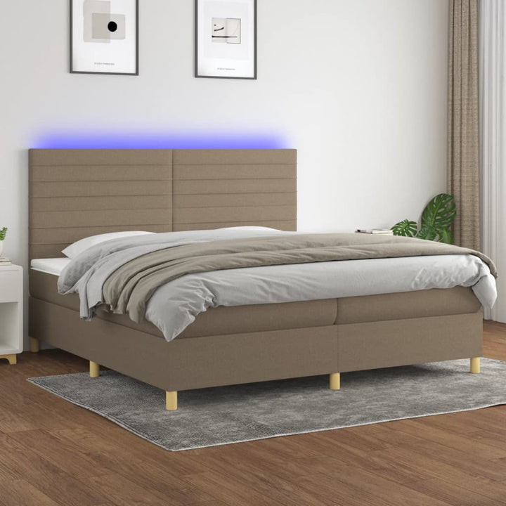 kontinentalseng med LED-lys 200x200 cm stof gråbrun