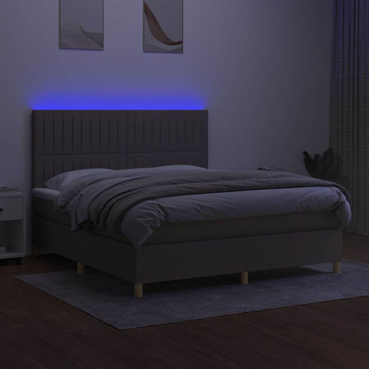 kontinentalseng med LED-lys 180x200 cm stof gråbrun