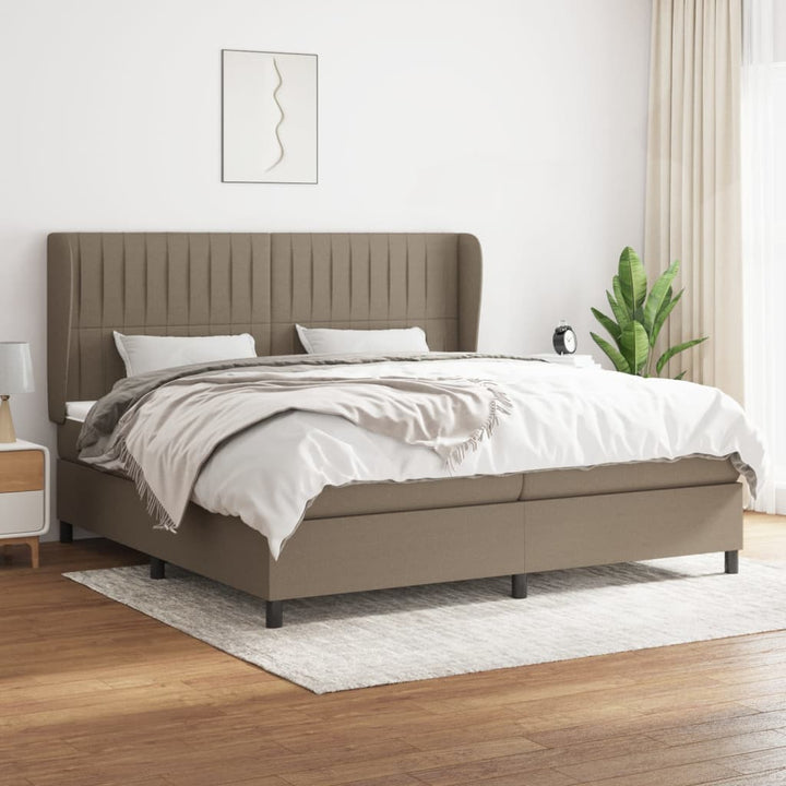 kontinentalseng med madras 200x200 cm stof gråbrun