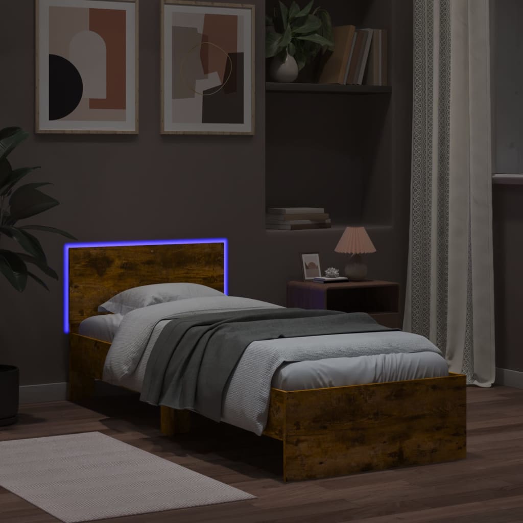 sengeramme med sengegavl og LED-lys 90x200 cm røget egetræ
