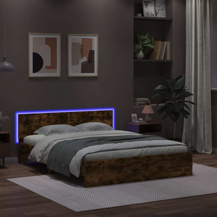 sengeramme med sengegavl og LED-lys 150x200 cm røget egetræ