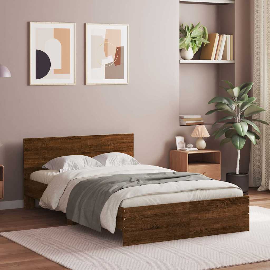 sengeramme med sengegavl og LED-lys 140x190 cm brunt egetræ