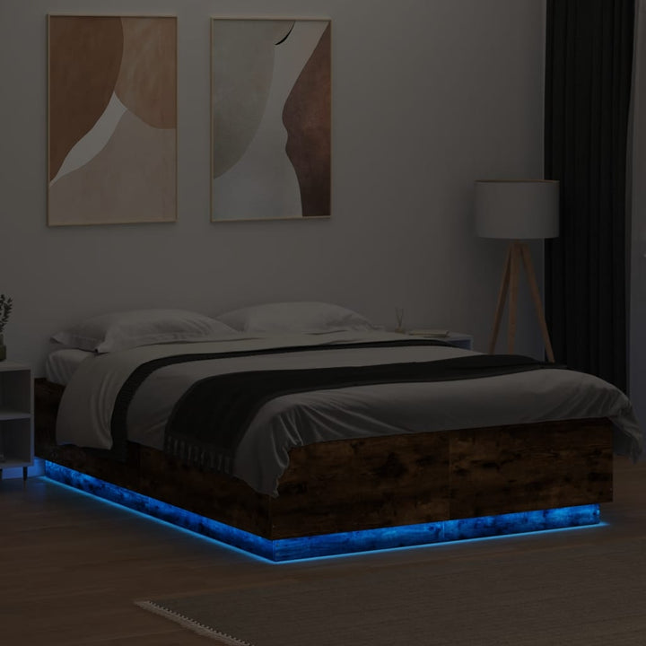 sengeramme med LED-lys 140x200 cm konstrueret træ røget eg
