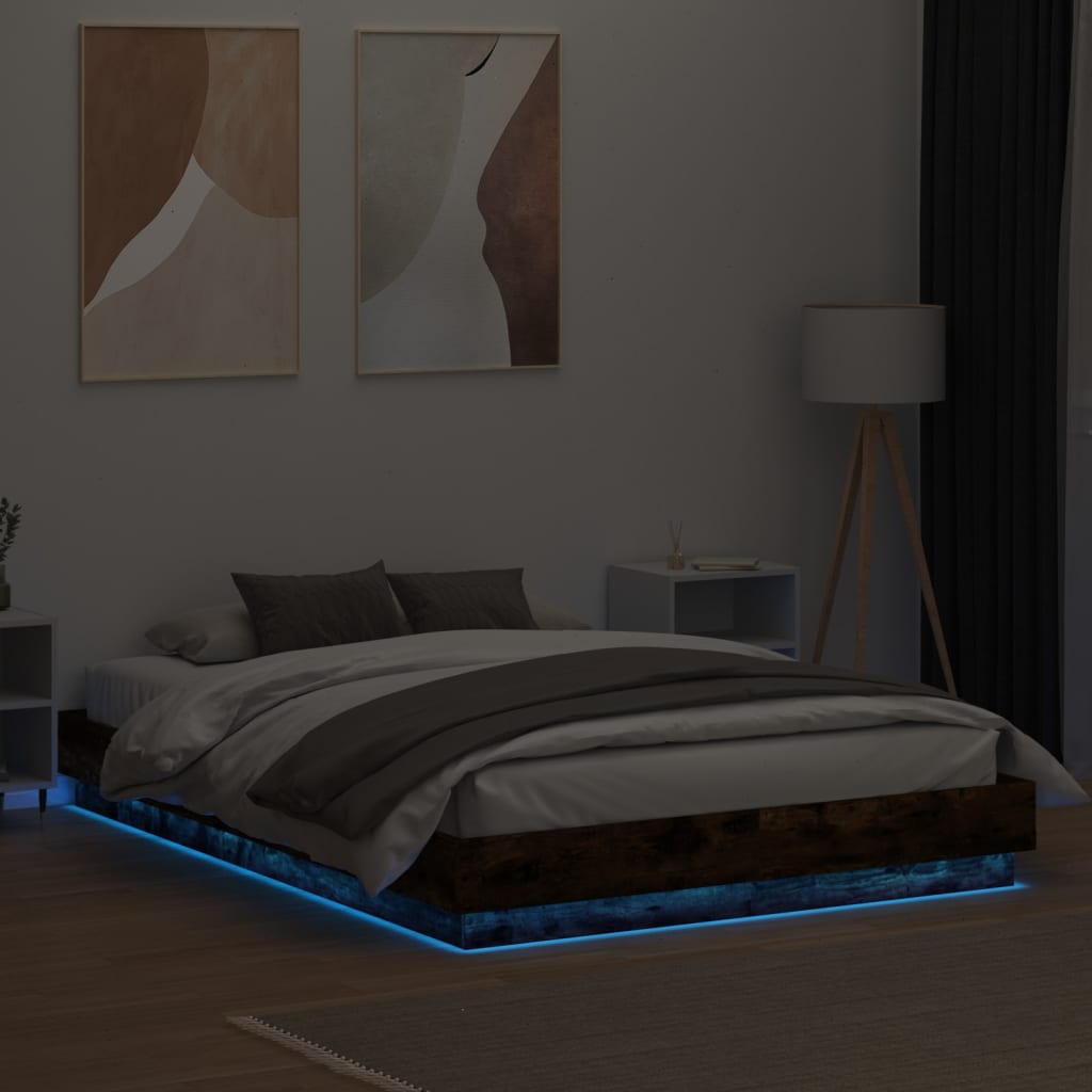 sengeramme med LED-lys 160x200 cm røget egetræsfarve