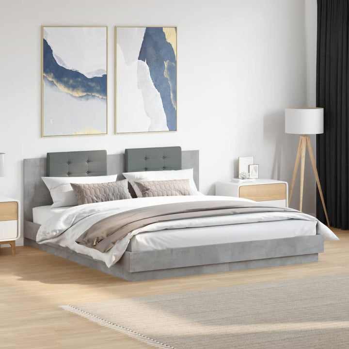 sengeramme med sengegavl og LED-lys 200x200 cm betongrå