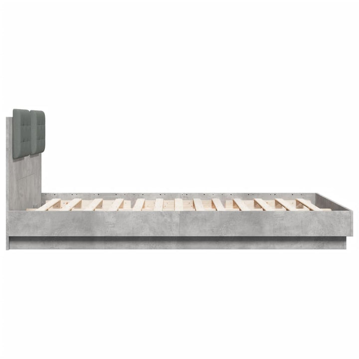 sengeramme med sengegavl og LED-lys 150x200 cm betongrå