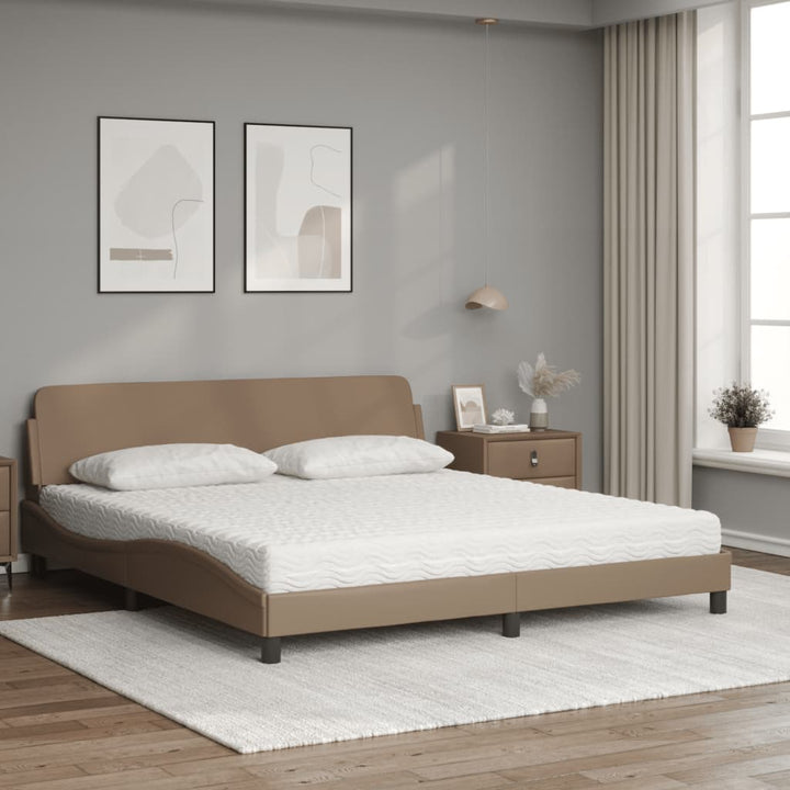 seng med madras Dover 180x200 cm kunstlæder cappuccinofarvet