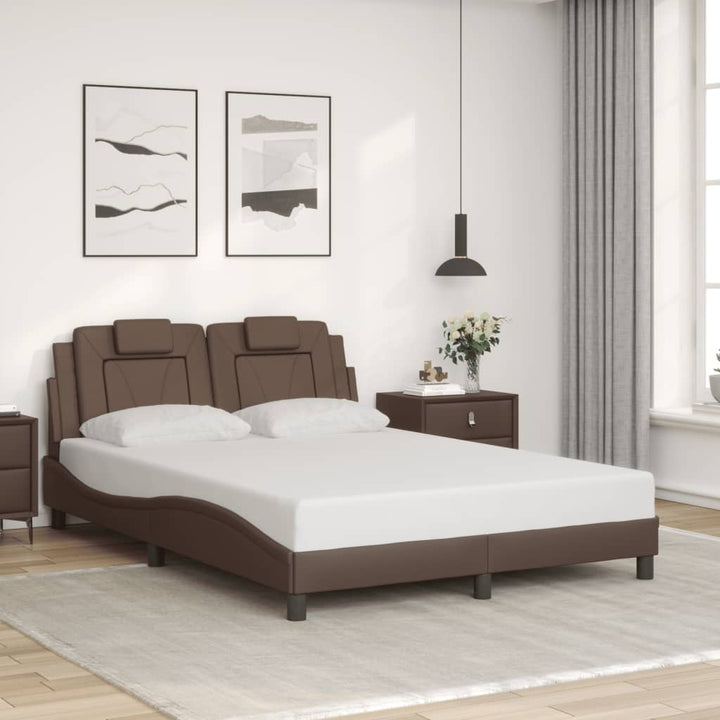 sengeramme Viana med LED uden madras 140x190 cm brun