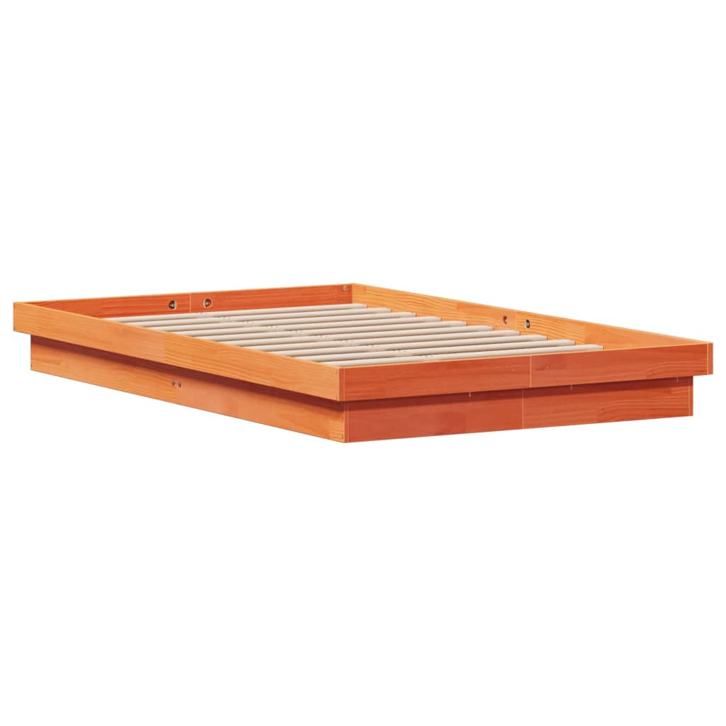 sengeramme med LED-lys 140x200 cm massivt fyrretræ gyldenbrun