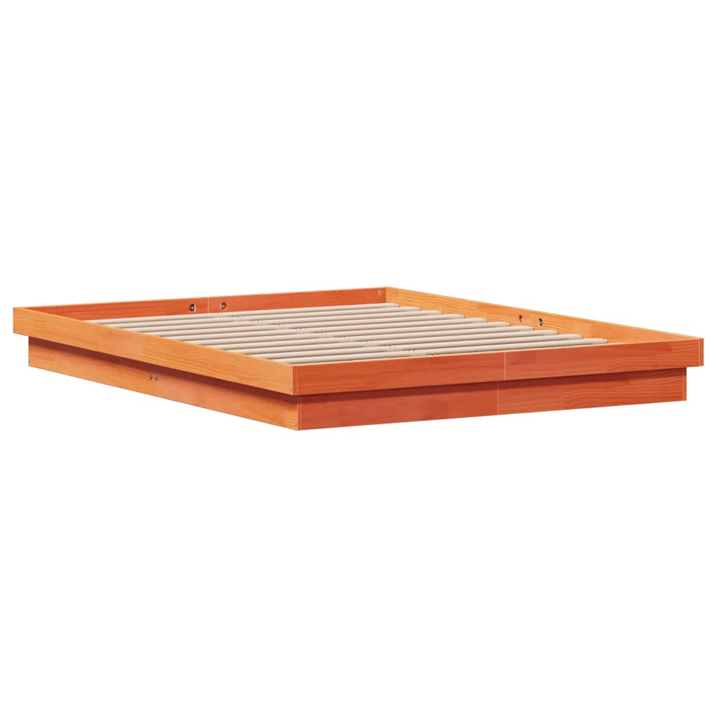 sengeramme med LED-lys 150x200 cm massivt fyrretræ gyldenbrun
