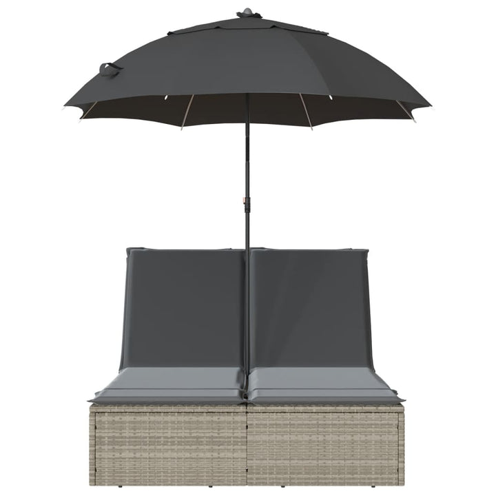 dobbelt loungesofa med hynder og parasol polyrattan lysegrå