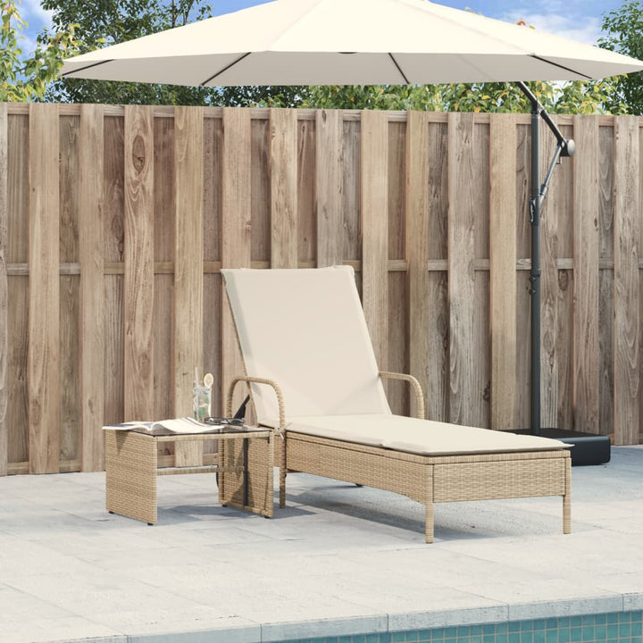 liggestol med hjul og hynde polyrattan beige