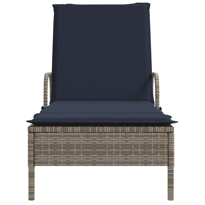 liggestol med hjul og hynder grå polyrattan
